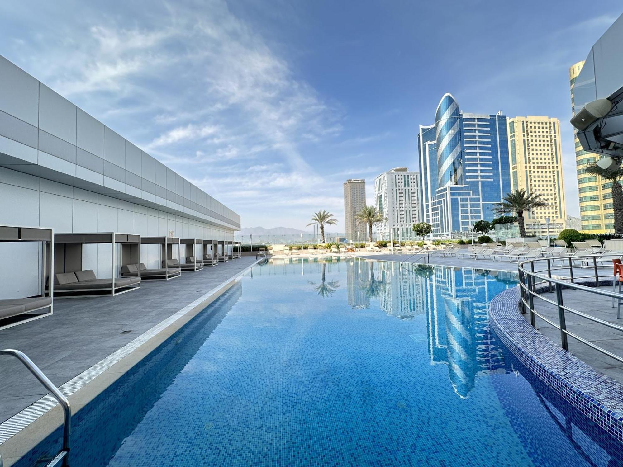 Aparthotel Adagio Fujairah Exteriör bild