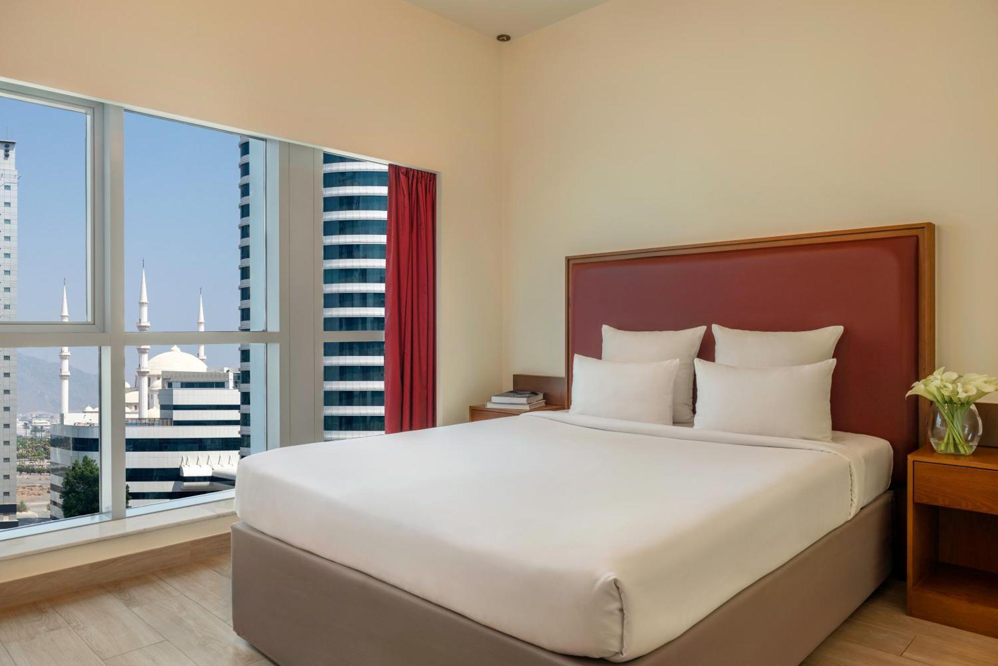 Aparthotel Adagio Fujairah Exteriör bild