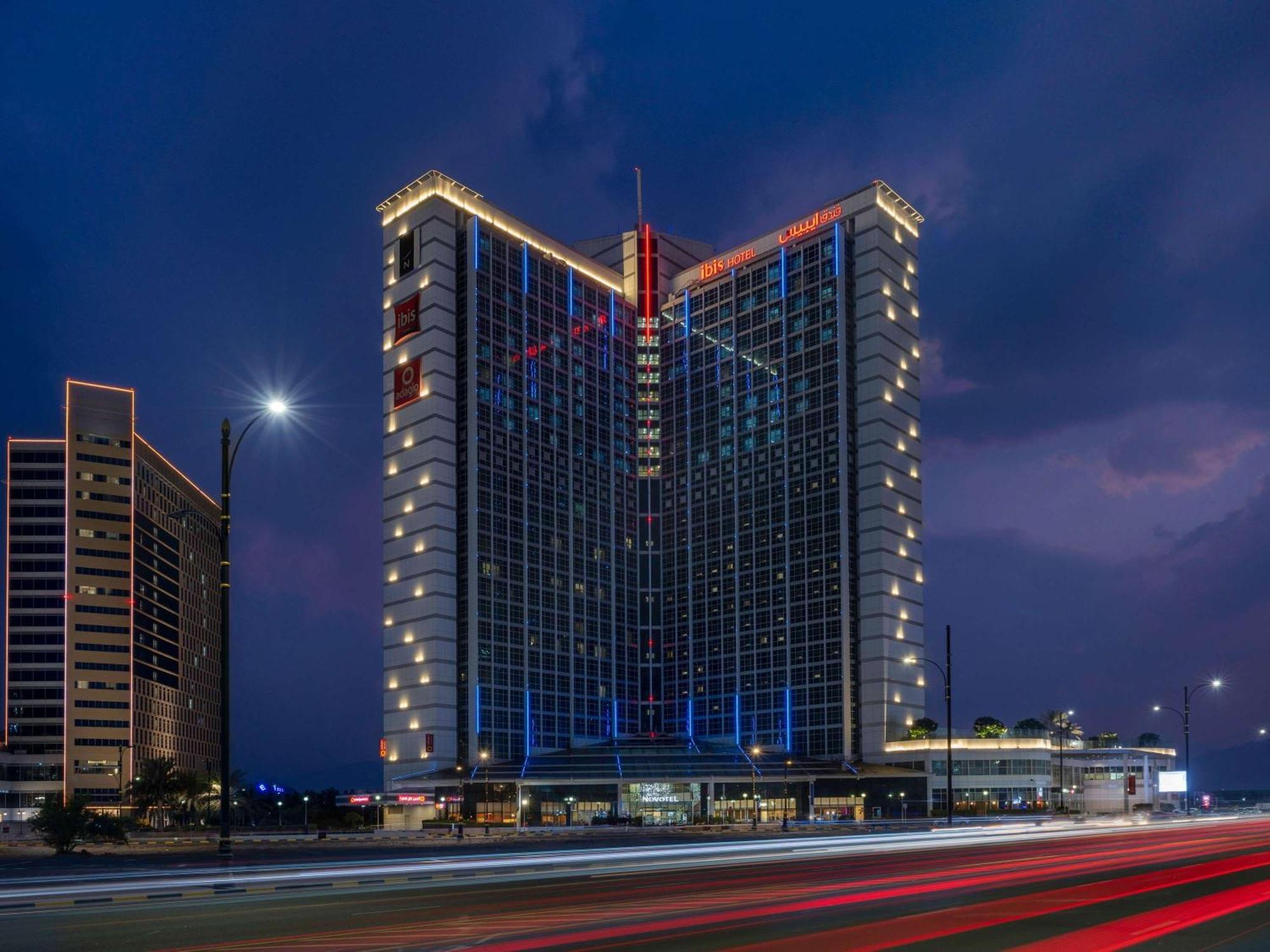 Aparthotel Adagio Fujairah Exteriör bild